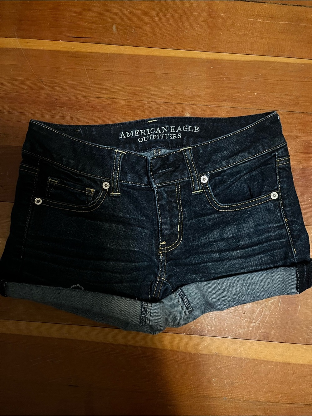 American Eagle Outfitters Dark Blue Denim Cuffed Women's Shorts